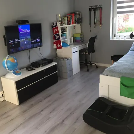 Family House 1000 M From Sea And 3 Min From Golf 아파트 프레드릭스타드